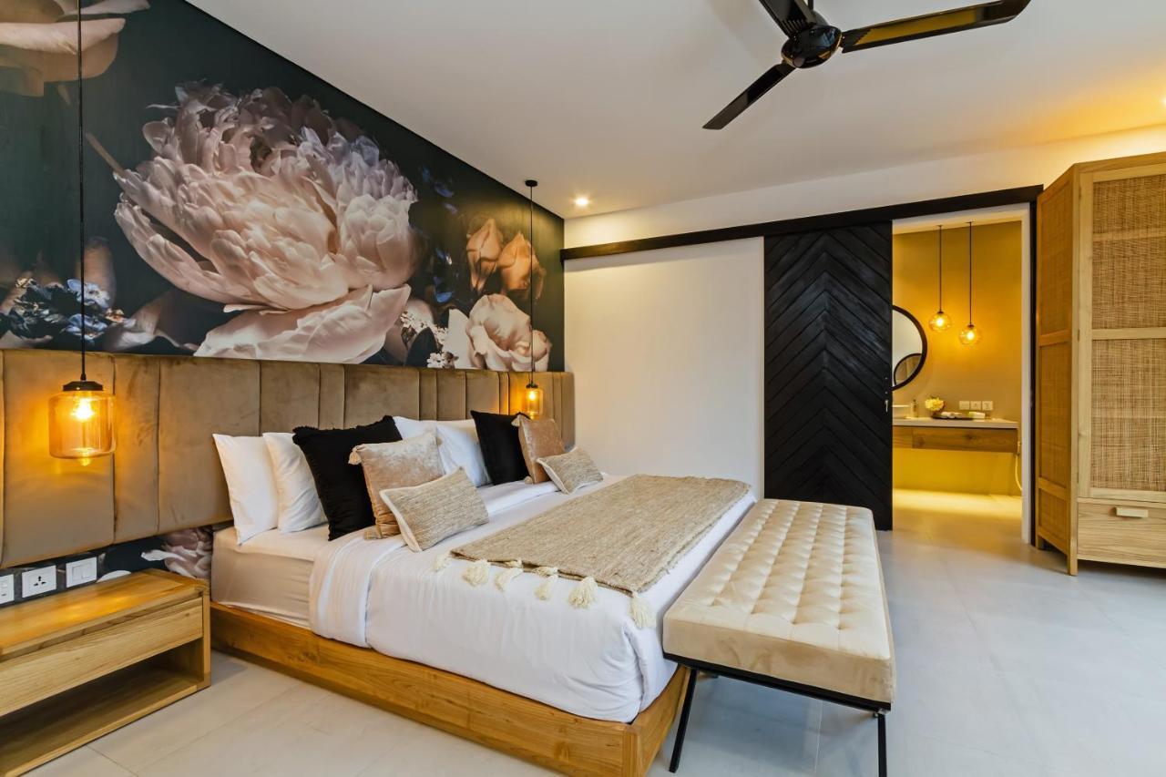 The Botanical 6 Bed Luxury 900 Meter From Villa *