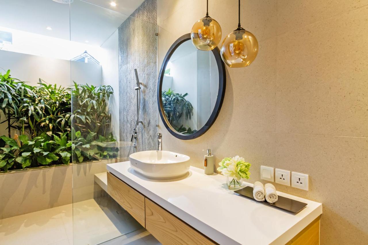 Villa The Botanical 6 Bed Luxury 900 Meter From Seminyak (Bali)