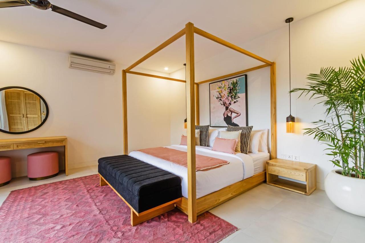 Villa The Botanical 6 Bed Luxury 900 Meter From Seminyak (Bali)