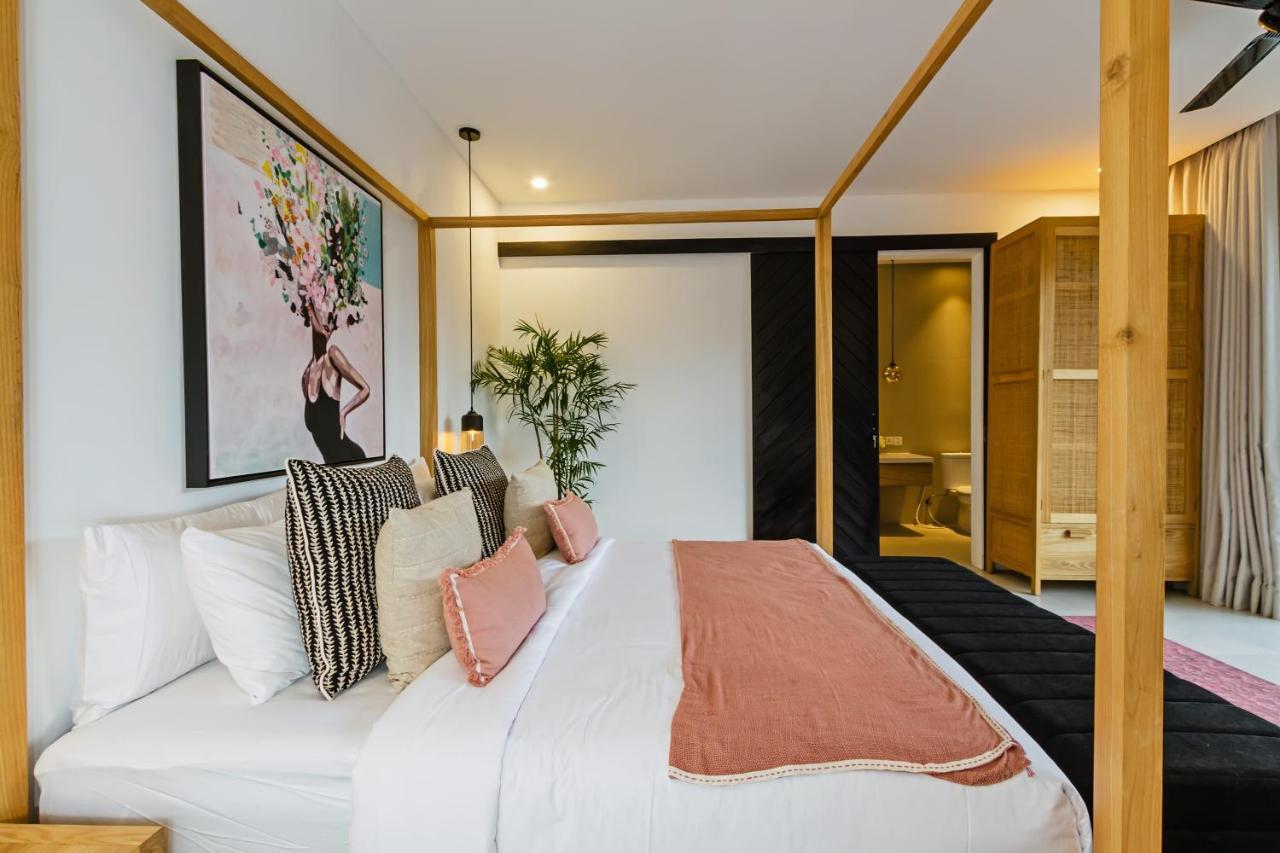 Villa The Botanical 6 Bed Luxury 900 Meter From Seminyak (Bali)