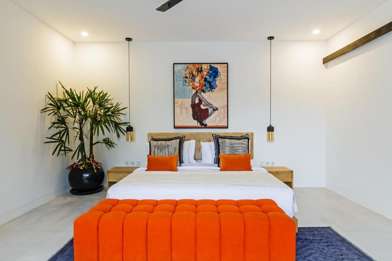 The Botanical 6 Bed Luxury 900 Meter From Villa *