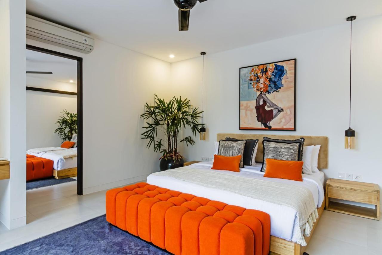 The Botanical 6 Bed Luxury 900 Meter From Villa