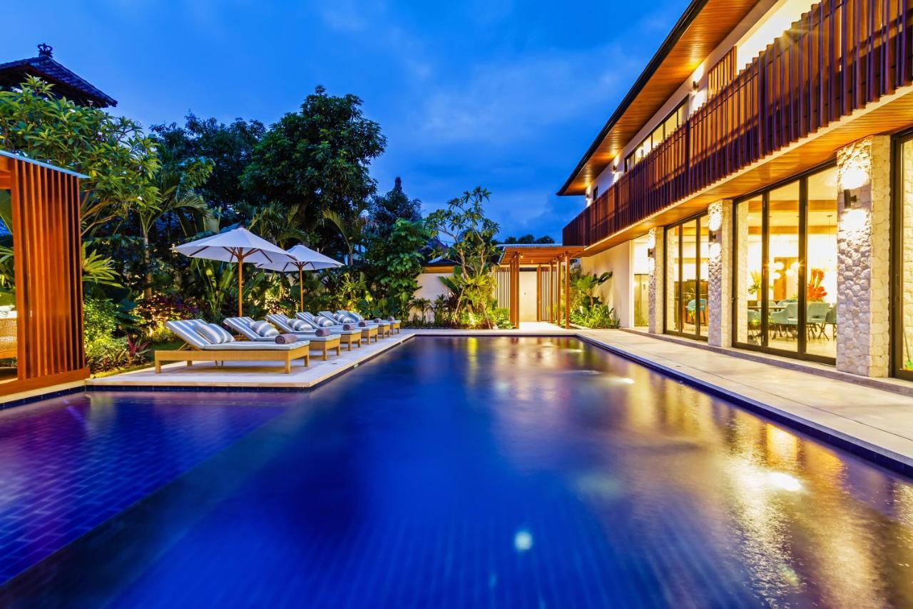 The Botanical 6 Bed Luxury 900 Meter From Villa Seminyak (Bali)