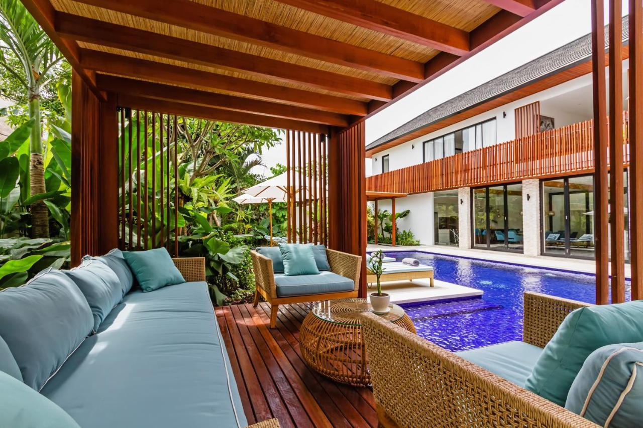 Villa The Botanical 6 Bed Luxury 900 Meter From Seminyak (Bali)