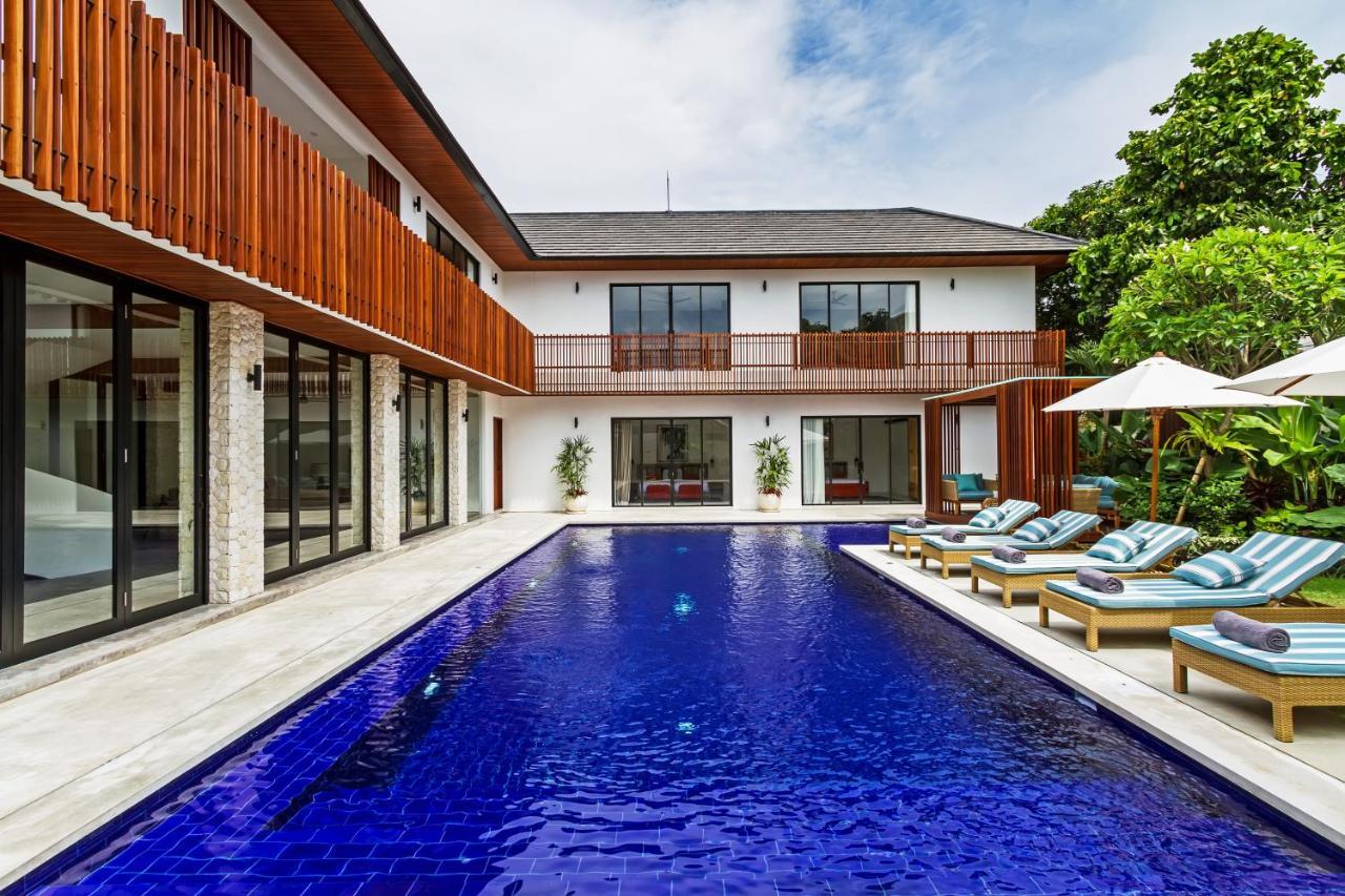 Villa The Botanical 6 Bed Luxury 900 Meter From Seminyak (Bali)